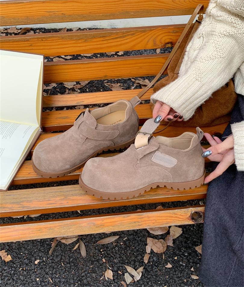 2025 new round head thick sole matte flat bottom outer wear commuter soft sole women's single shoes Mao Mao Boken shoes