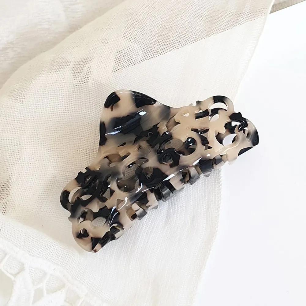 H-953 Leopard Print Pattern Updo Clip / Hairpin
