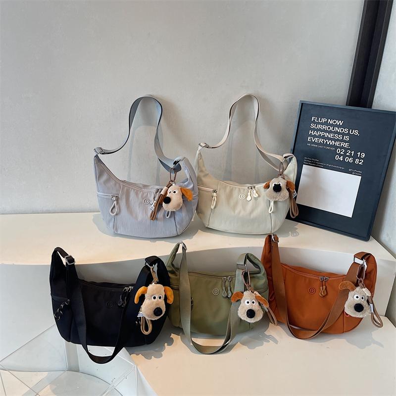 Women's Lightweight Shoulder Bag