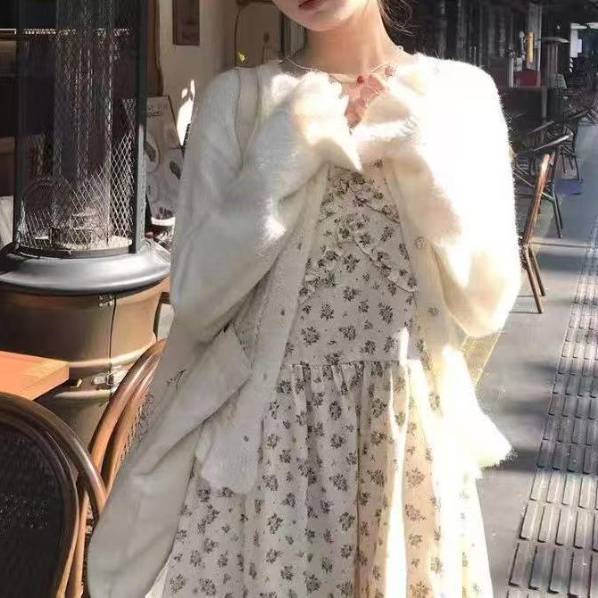 Spring 2026 Women's Gentle Hollow Knit Cardigan with Sweet Lace Hem