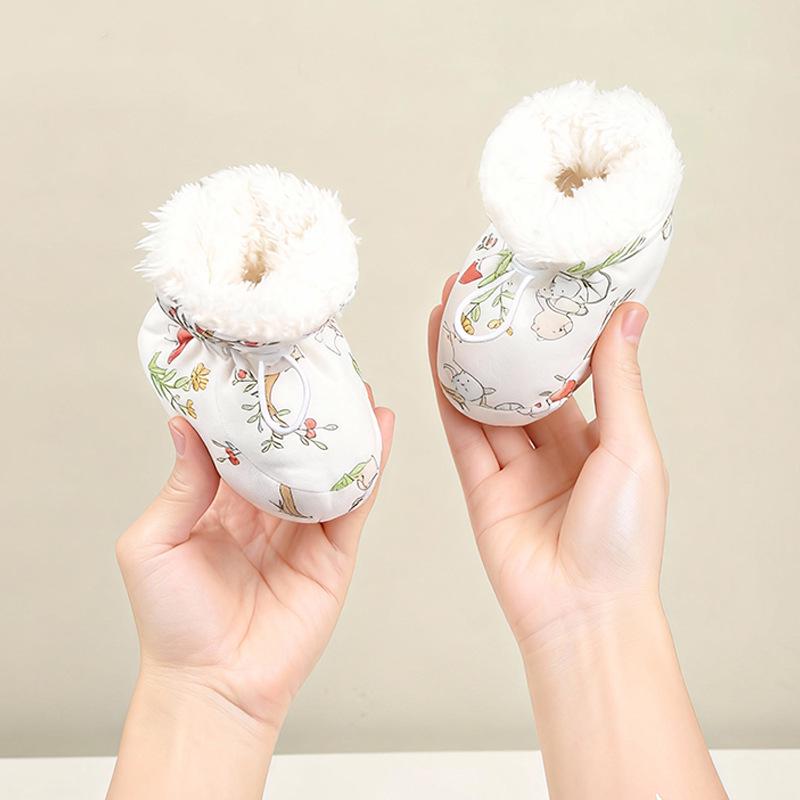 Non-Slip Fleece Baby Shoes for 0-1 Year Old Boys & Girls, Pre-Walking Foot Covers, 6-12 Months