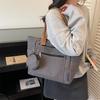 Versatile Women's Large Canvas Tote - Fashionable Mother-Child Casual Shoulder Bag for School & Commute