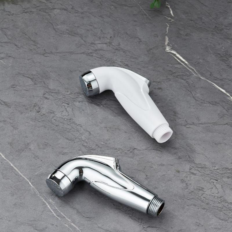 Handheld Sprayer Multi Color Choices High Pressure Output For Personal Care Pet Washing