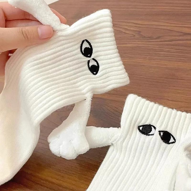 Alobee 1/2Pairs Harajuku Couple Cotton Sock Magnetic Suction Hand In Hand Socks Black White Unisex Holding Hands Long Socks