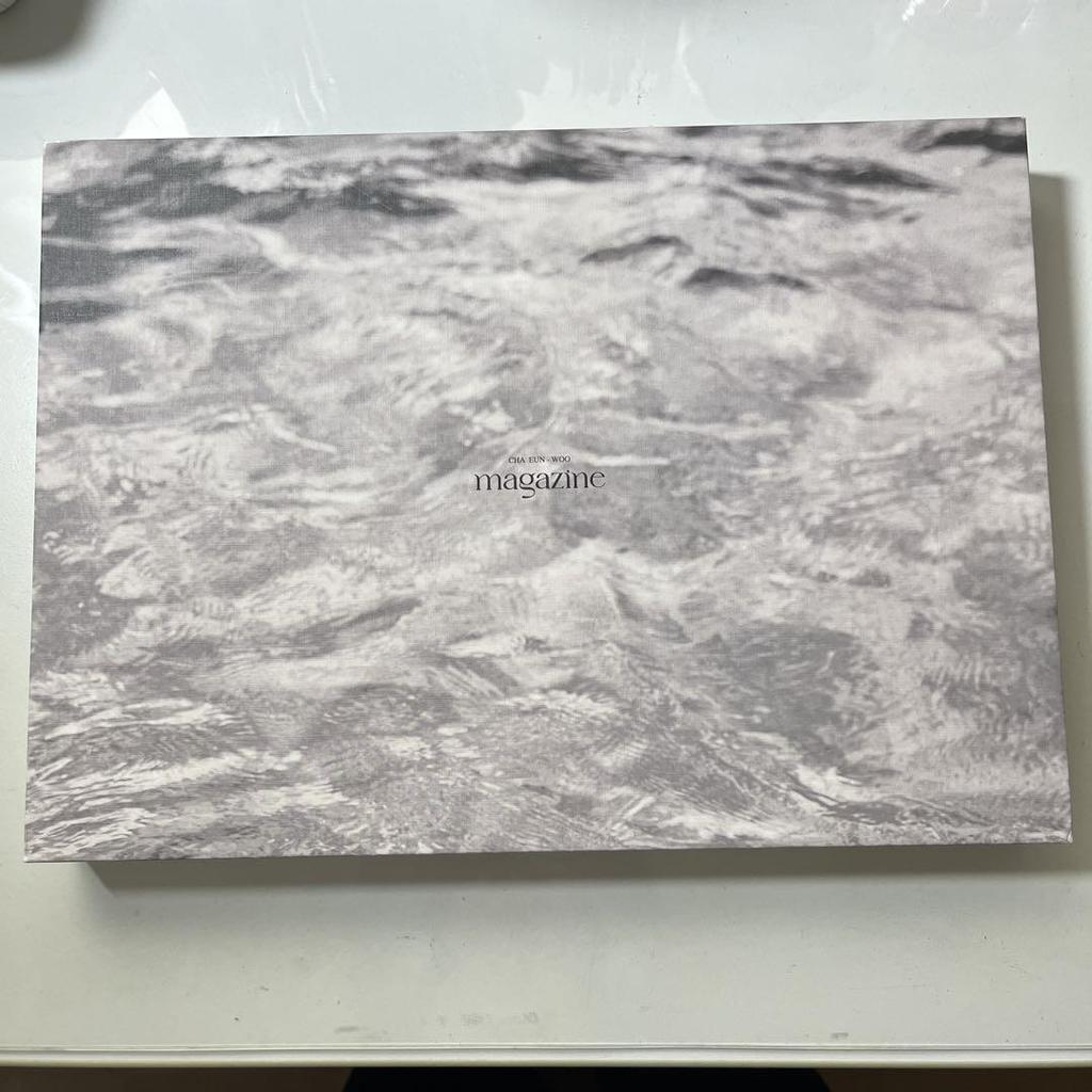 [USED] Cha Eun Woo Photobook magazine