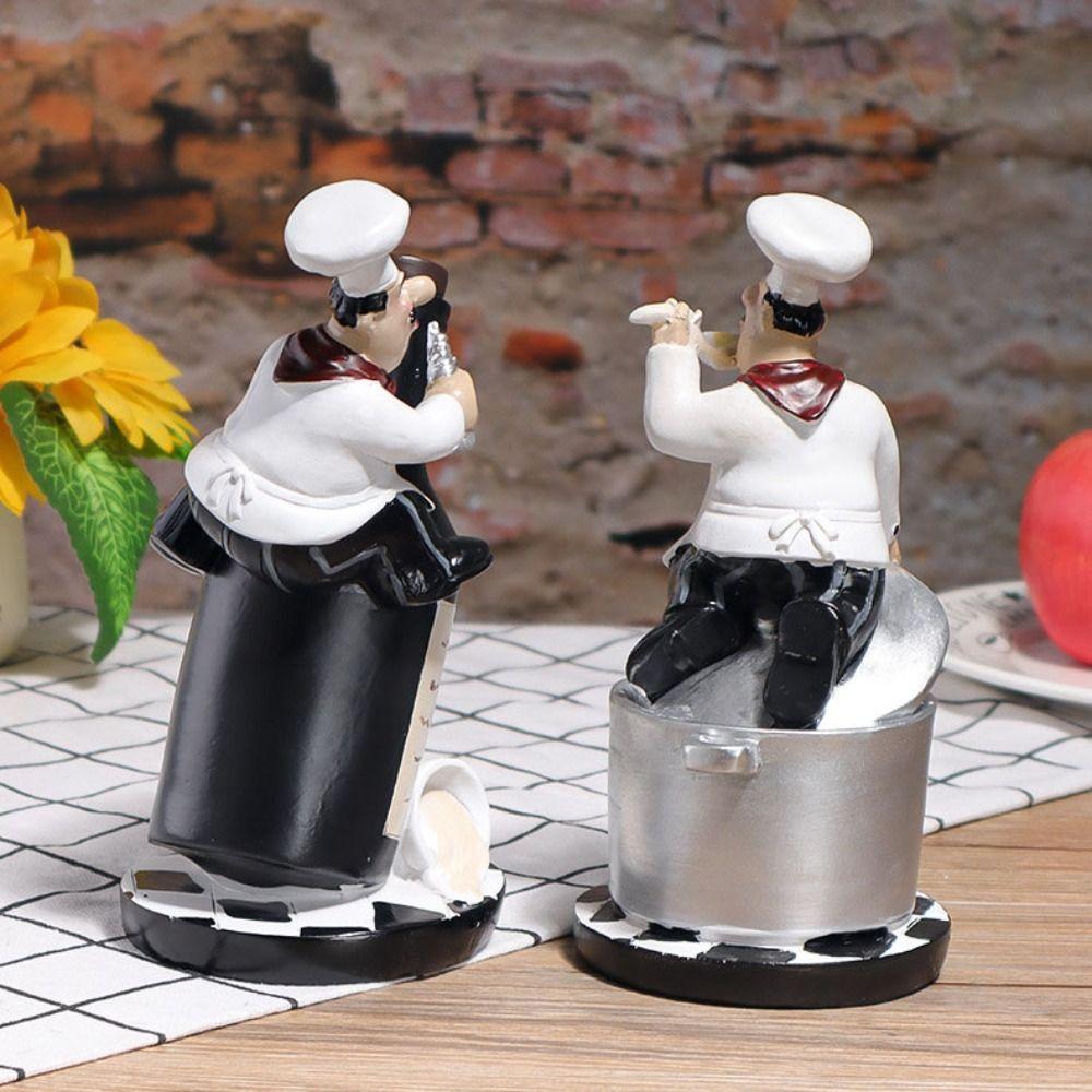 Handicraft Rustic Bakery Chef Resin Statue Simulated Model Farmhouse Cake Shop Decor Crafts Collectible Kitchen Chef Figurine