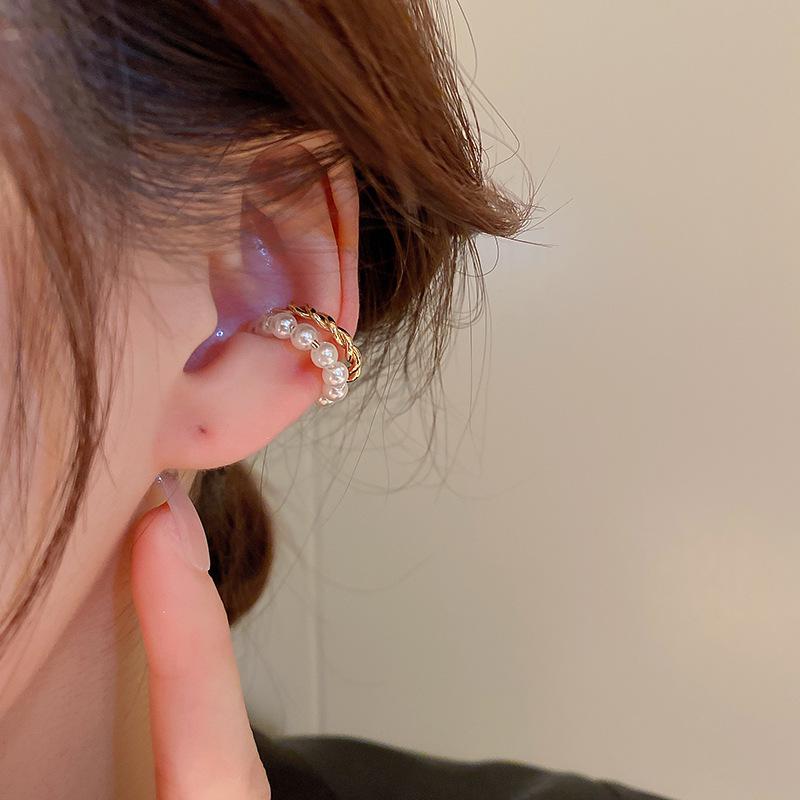 Gold-Plated Pearl Twisted C-Shaped Ear Cuff Earrings