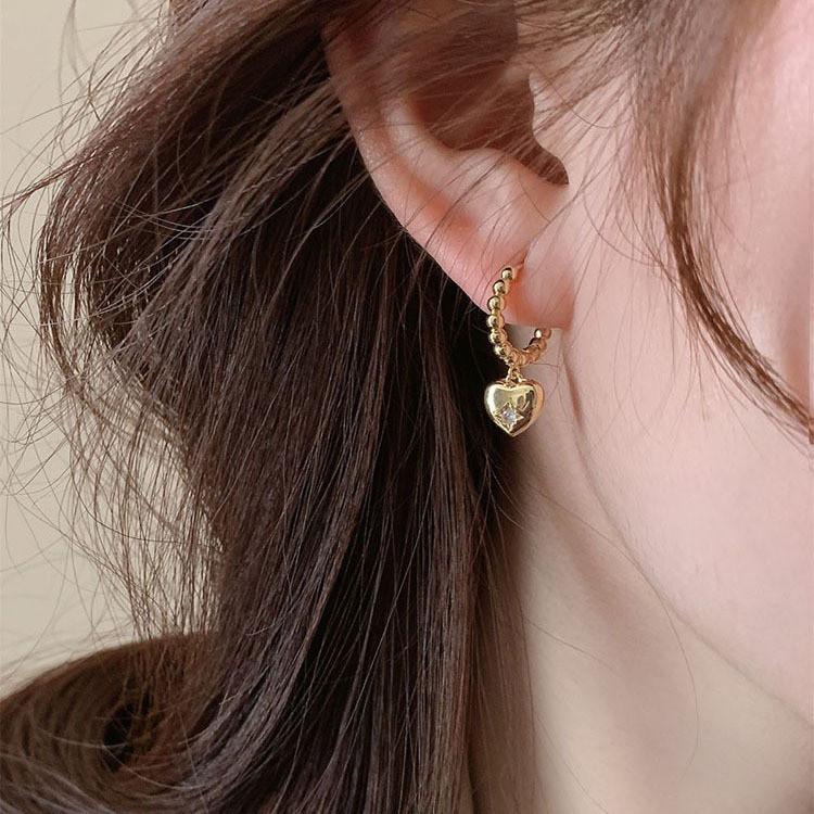 Stylish Gold Alloy Heart Hoop Earrings Modern Circular Design For Women