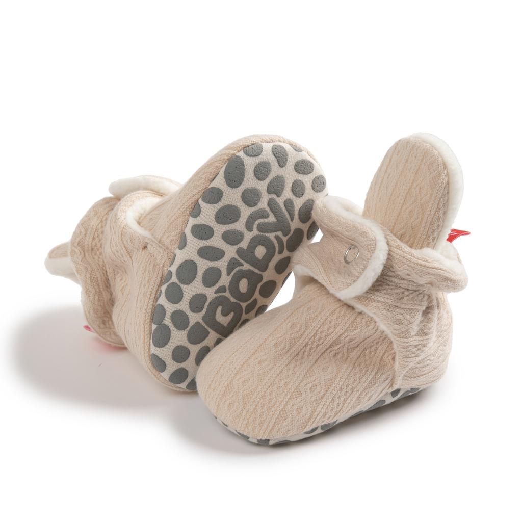 Autumn and Winter New Baby Walking Shoes 0-1 Year Old Soft Sole Baby Shoes Don't Drop Shoes Socks Shoes Baby Shoes