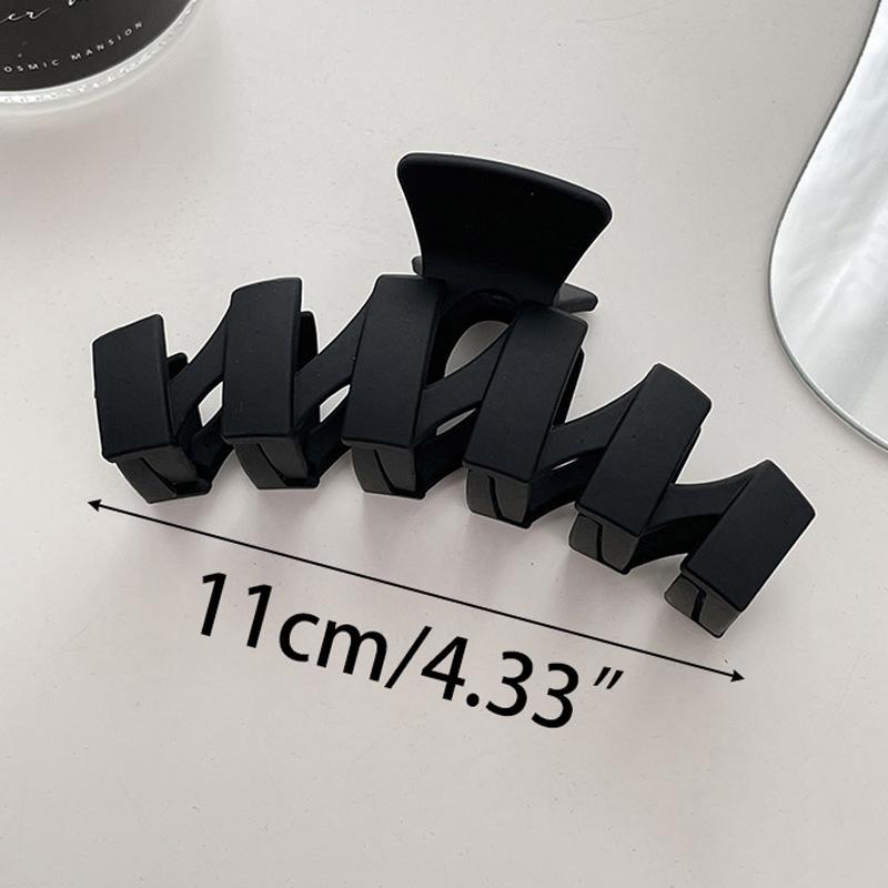 Large Black Hair Clip Women Matte Geometric Hairpin Fashion French Elegant Hair Claw Clips Korean Girl Barrette Hair Accessories