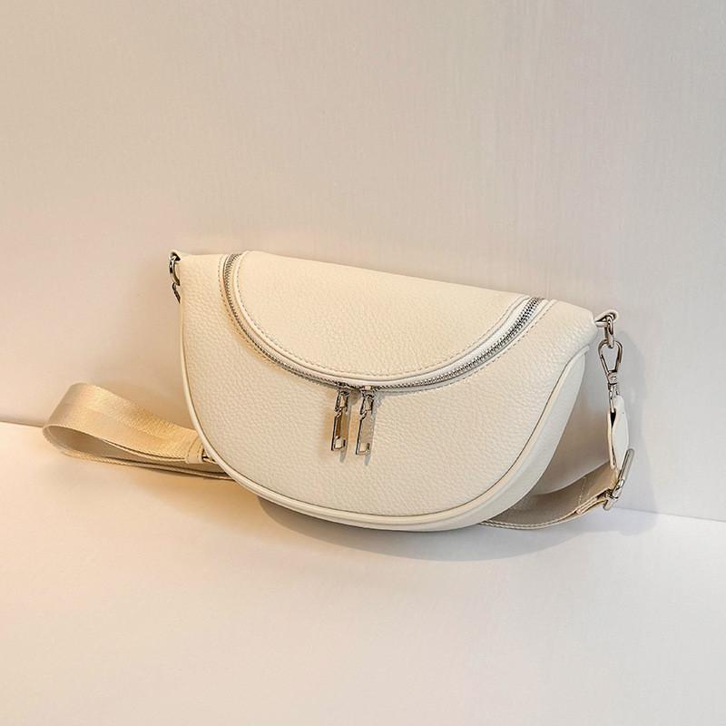 Ielgy Simple Large-Capacity Cross-Body Saddle Bag Ladies