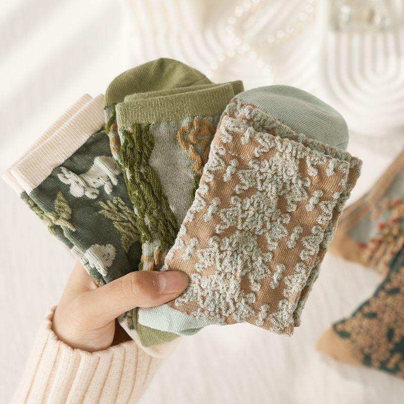 5 Pairs Retro Three-dimensional Relief Socks Women's Medium Tube Socks Spring and Summer Thin Cute Mori Literary Tide Stockings