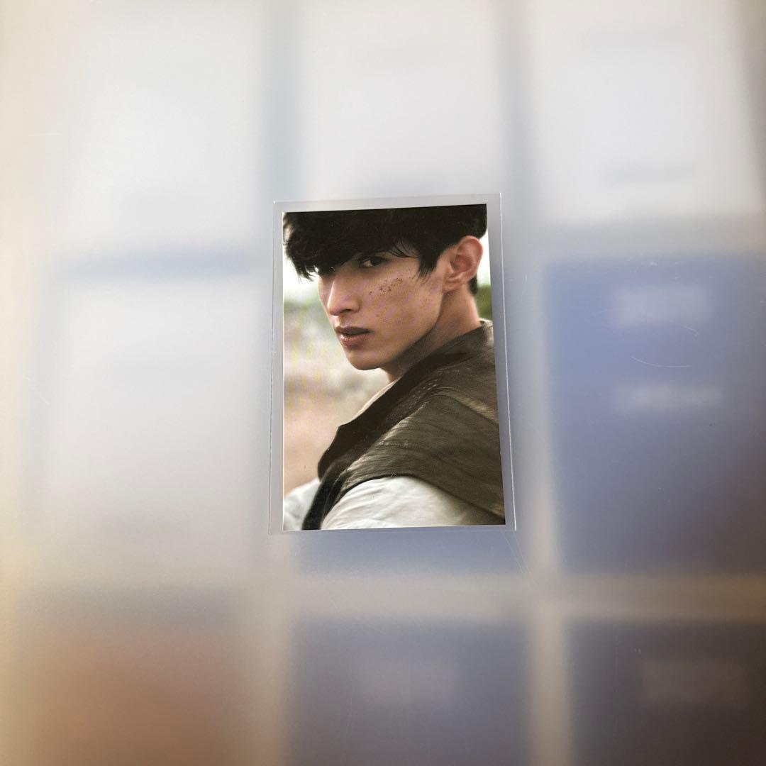 

[USED] Dokyeom - King Arthur - Admission Bonus