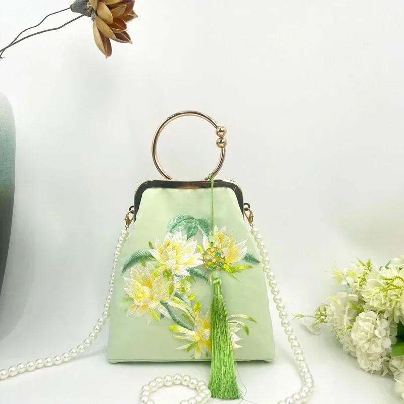 Chinese Style Embroidered Handbag Retro Pearl Crossbody Bag Hanfu Qipao National Shoulder Purse for Women Wedding Evening