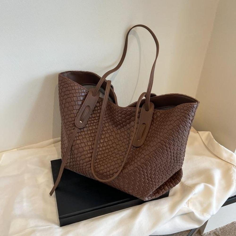 Fashion handbag women's spring and summer new product retro rhombus woven shoulder large capacity versatile tote bag