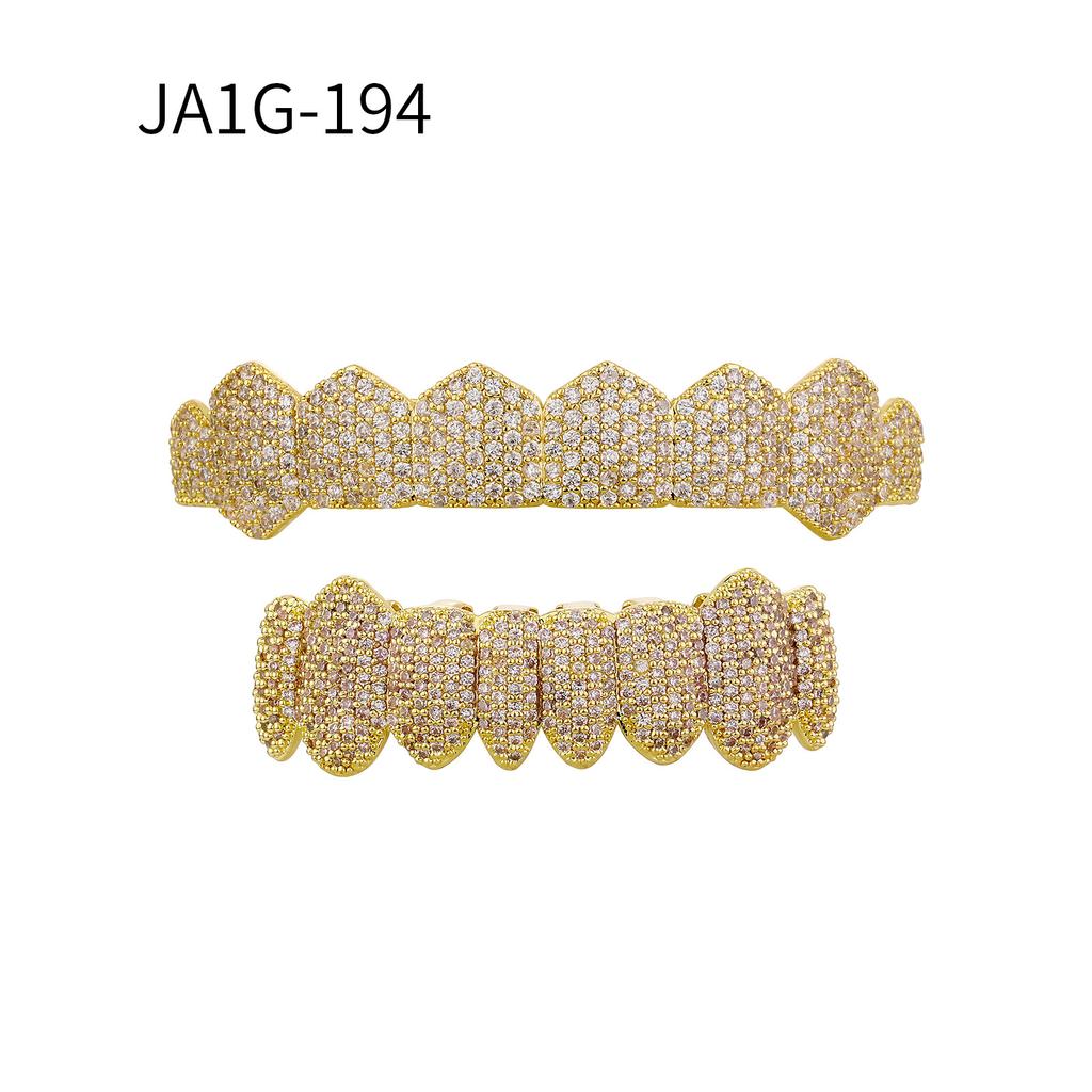 New Stock Hip Hop Iced Out Zircon Grillz Full Diamond 14K Gold Plated 8 Tooth Sharp Cool Braces Iced Out Teeth Grillz