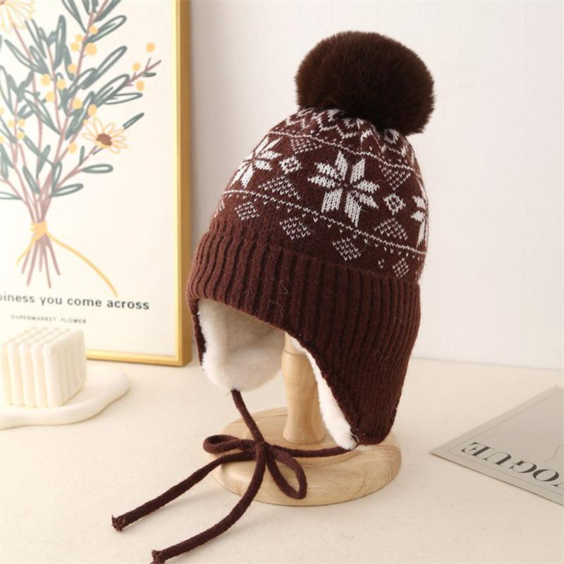 New Women's Autumn and Winter Face Small Fleece Jacquard Wool Hat Outdoor Travel Cold Warm Hat Big Head Circumference Knitted Hat
