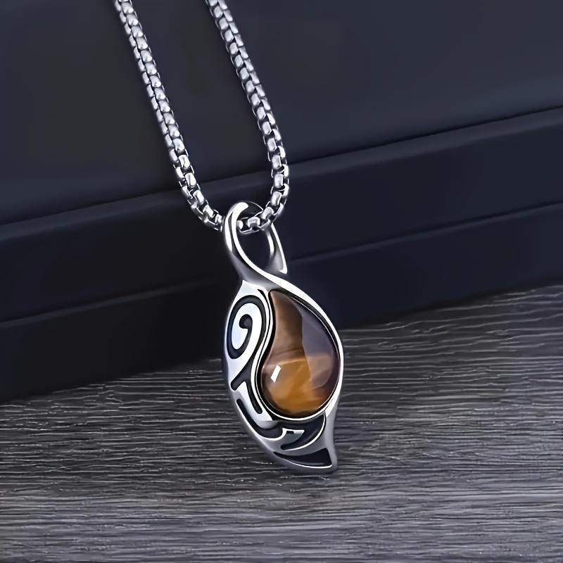 High-quality stainless steel titanium alloy domineering tiger eye stone pendant necklace Men's Fashionable and Unique Charm Accessories