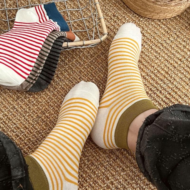 Color-blocking Striped Boat Socks Women's Thin Cotton Socks Comfortable and Breathable Shallow Mouth Invisible Short Socks Simple and Elegant