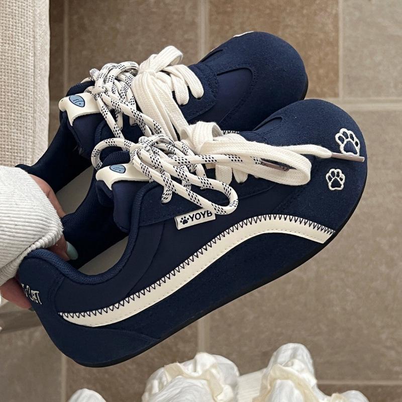 Niche non-collision models, moral training shoes for women's 2025 new popular spring and autumn versatile white shoes, casual sports board shoes