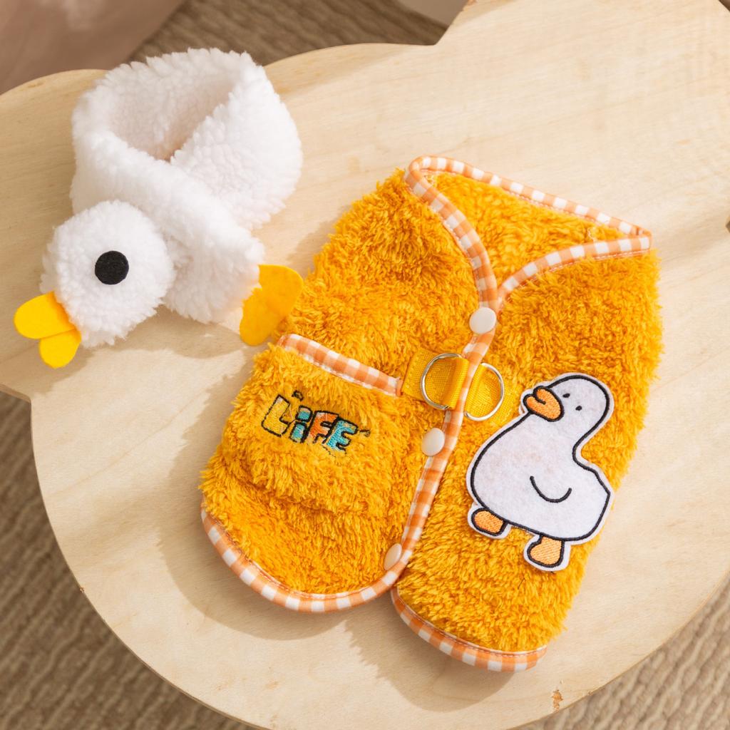 Haustierkleidung für kleine Hunde, wie Bichon und Teddy, mit ärmellosen Fleece-Pullovern mit Schals, geeignet für Herbst und Winter.