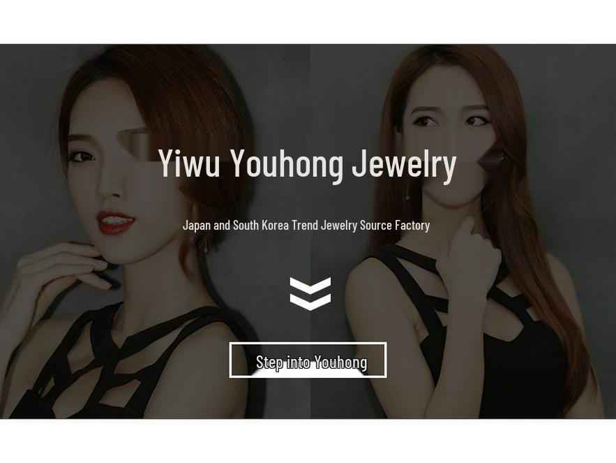 High-End Retro Crystal Flower Brooch: Versatile, Fashionable, and Exquisite Women's Accessory.