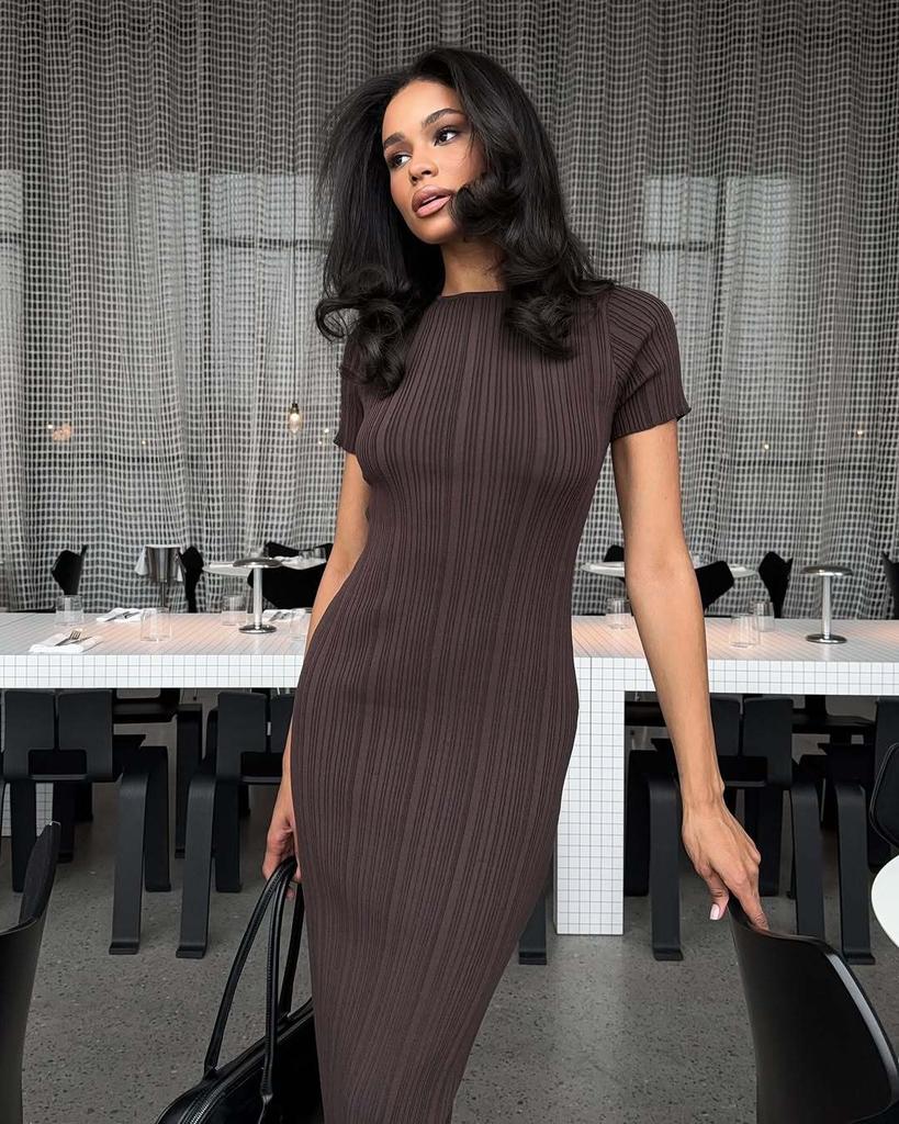 Women's Light Yellow Slim Fit Knit Midi Dress