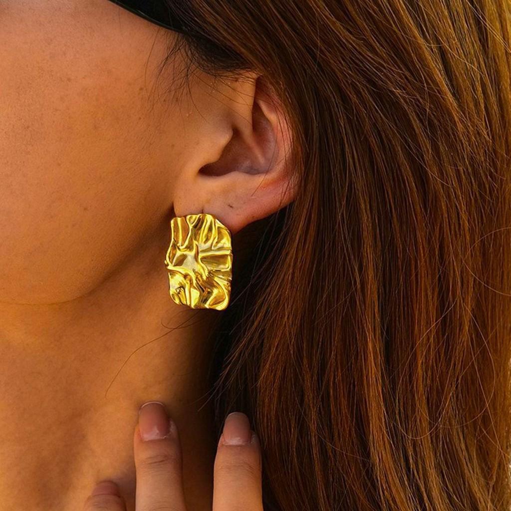Gold Chic 18k And Silver Titanium Steel Earrings Featuring Modern Hammered Texture