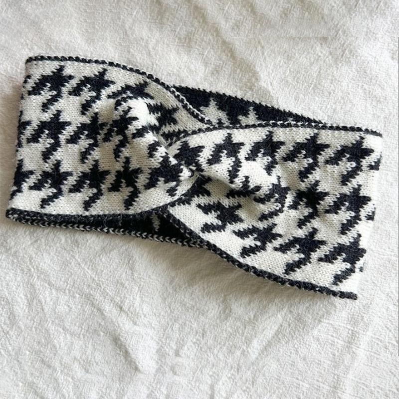 1Pieces Women's Wool Scarf Winter Internet Celebrity Lazy Knitted Warm Solid Color Neck Protection Mountaineering Scarf