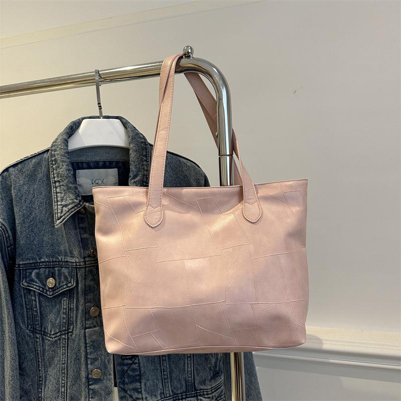 

Вместительная сумка для поездок на работу, женская сумка 2025, новая осенне-зимняя нишевая сумка через плечо, сумка-тоут под мышкой для студентов колледжа на занятия розовый