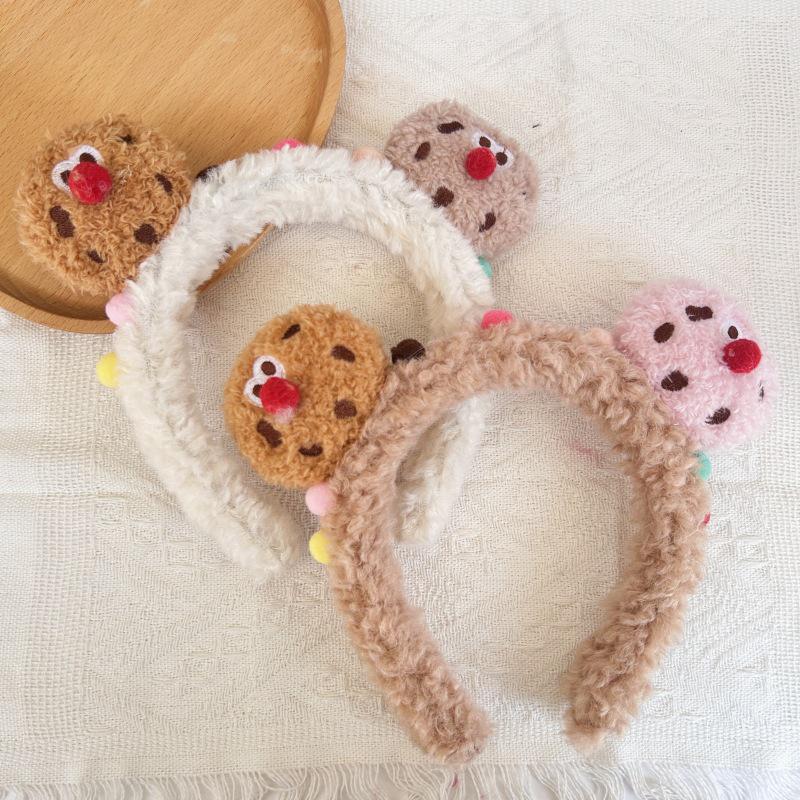 Cartoon Cookie Biscuit Plush Headband for Women - Cute & Funny Face Washing, Makeup Hair Accessory for Autumn/Winter