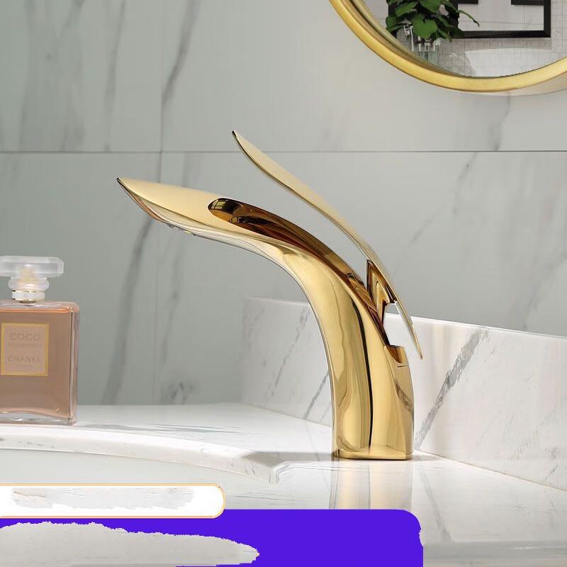 Nordic Style Hot & Cold Basin Faucet