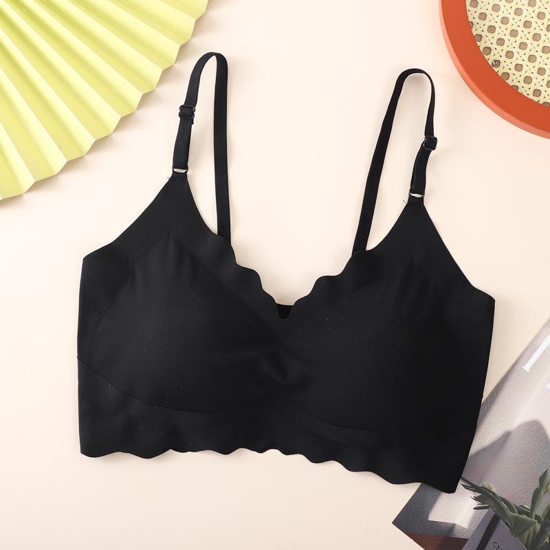 

Plus Size Ice Silk Seamless Wireless Sports Bra with Uplift and Thin Straps XXL чёрный