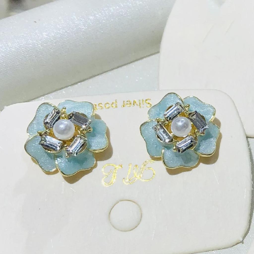 French Sweet Camellia Stud Earrings Women's Light Luxury Pearl Zircon Earrings Niche Design Sense Commuter Vacation Ear Jewelry