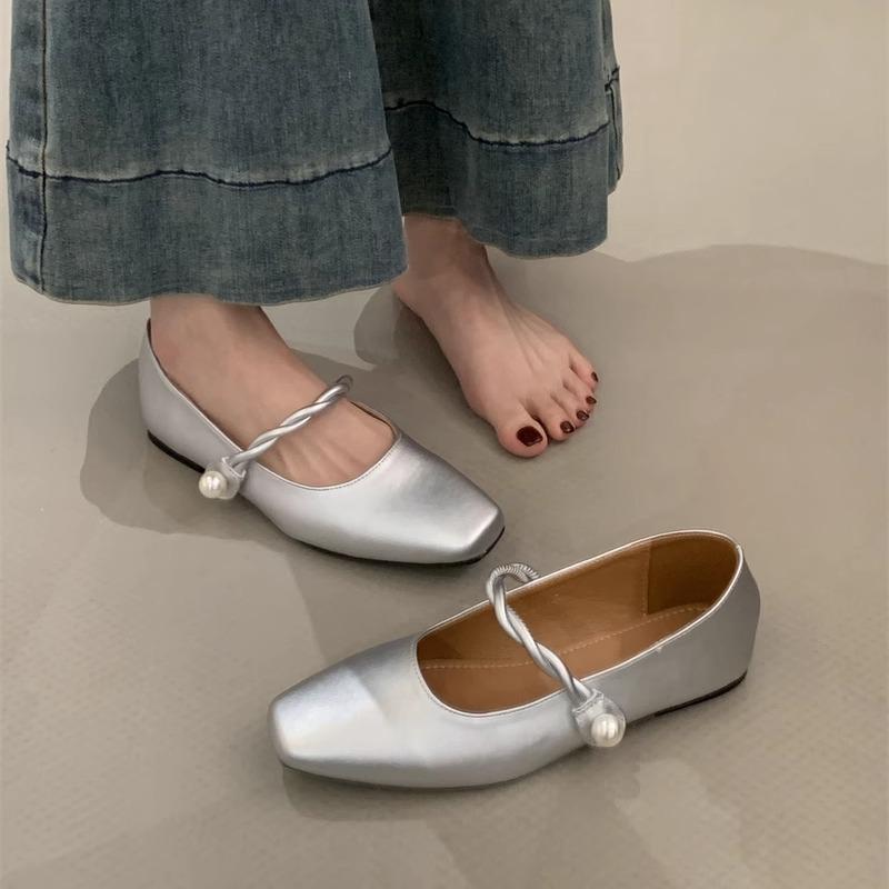 French single shoes women's summer 2025 autumn new gentle temperament low heel Mary Jane versatile flat small leather shoes soft