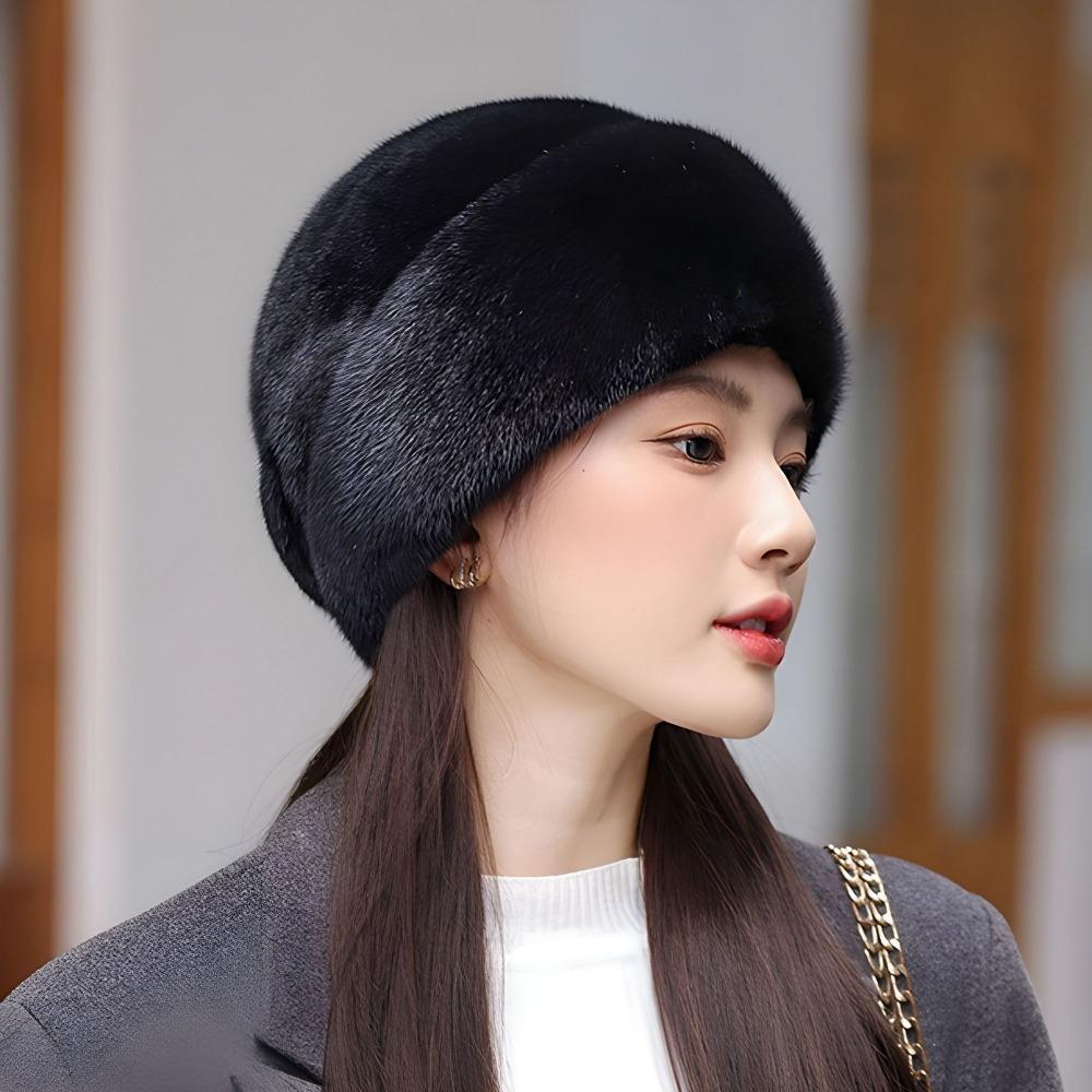 Environmentally Friendly Mink Fur Hat for Women Autumn and Winter Mink Fur Beret Warm Ear Protection Fur Hat Fashionable Ladies Fur Hat