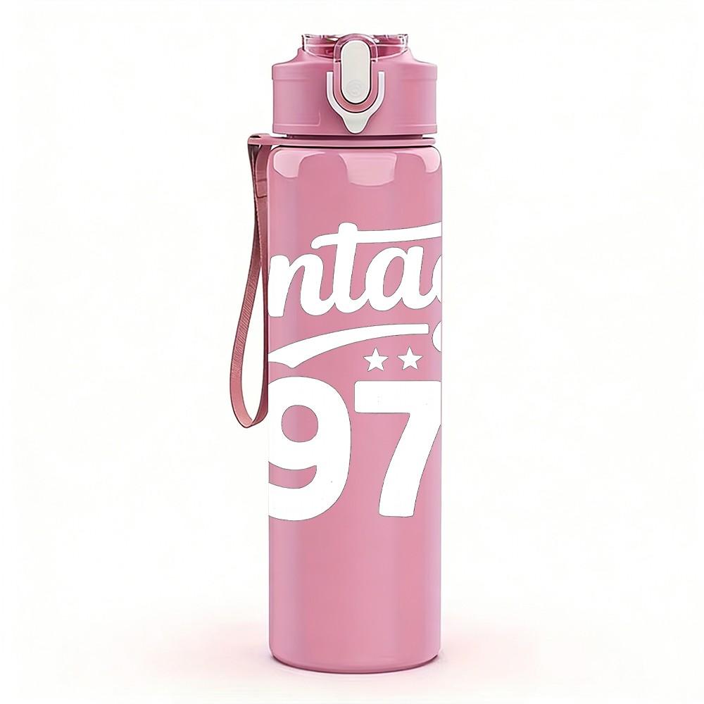 1PC Vintage 1972 Script Letter 750ml Color Plastic Sports Water Bottle Leakproof Flip Straw Lid Suitable for Sports Office Home Use