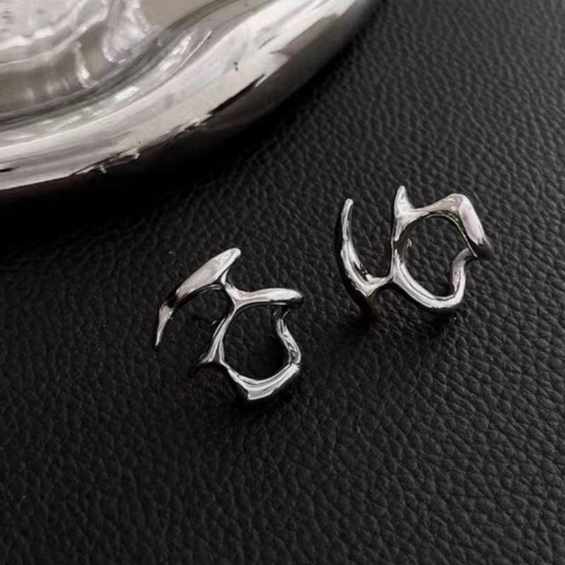 Fashion Liquid Metal Hollow Stud Earring Vintage Unusual Silver Color Irregular Metal Earrings For Women Jewelry