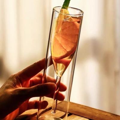 2 Stück durchsichtige Glas Champagner- und Weingläser, INS-Stil funkelnde hohe Stielgläser