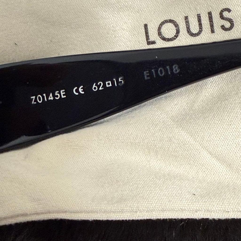 Used LOUIS VUITTON BLACK SUNGLASSES