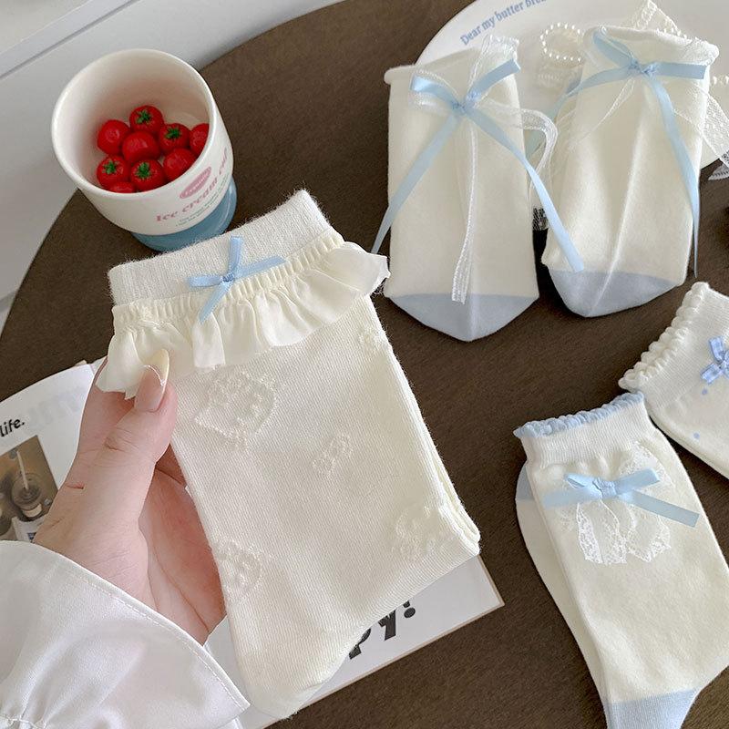 Ladies Spring and Autumn Sweet Bow Lace Matching Color Medium Cylinder Stack Socks