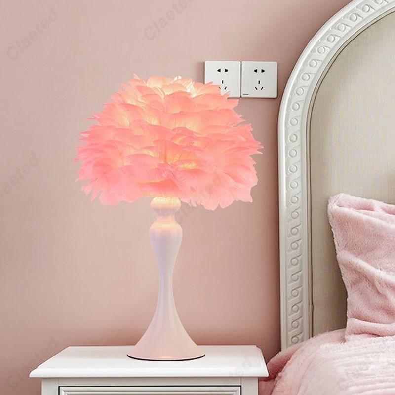 Kreative Neue LED-Feder-Tischlampe Schlafzimmer Nachttisch Warm Romantisch Dekorative Atmosphärenbeleuchtung Lampen