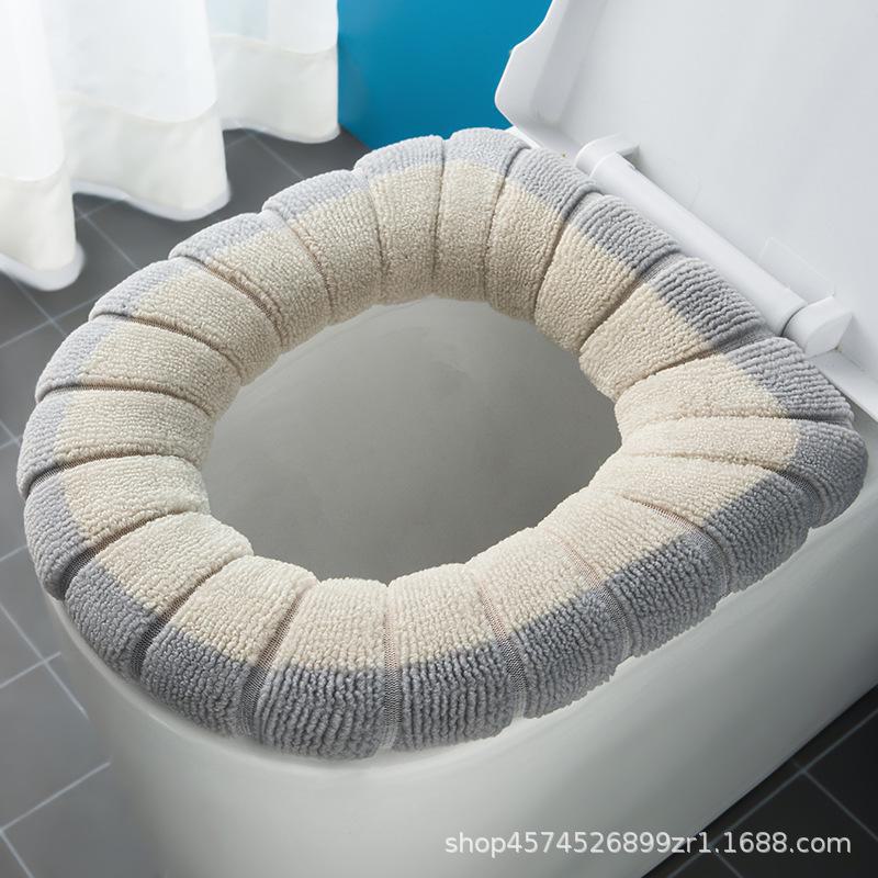 Pletený polštář na toaletní sedátko ve tvaru O s kresleným motivem - silný, pratelný potah