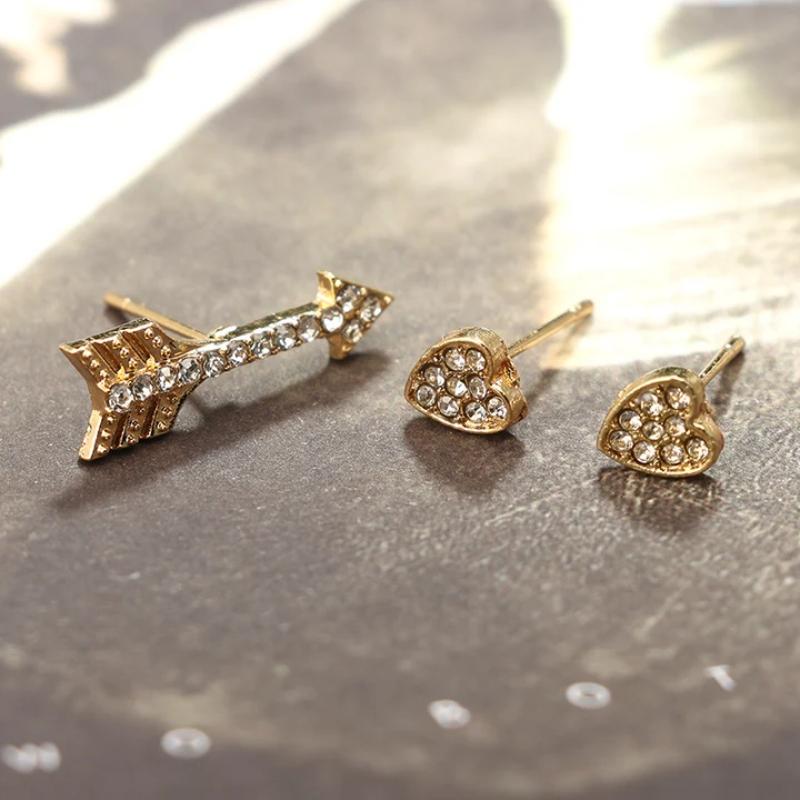 

3 pcs/lot Sweet Heart Women s Stud Earrrings Set Crystal Arrow Korean Fashion Gold Color Metal Geometric aretes de mujer