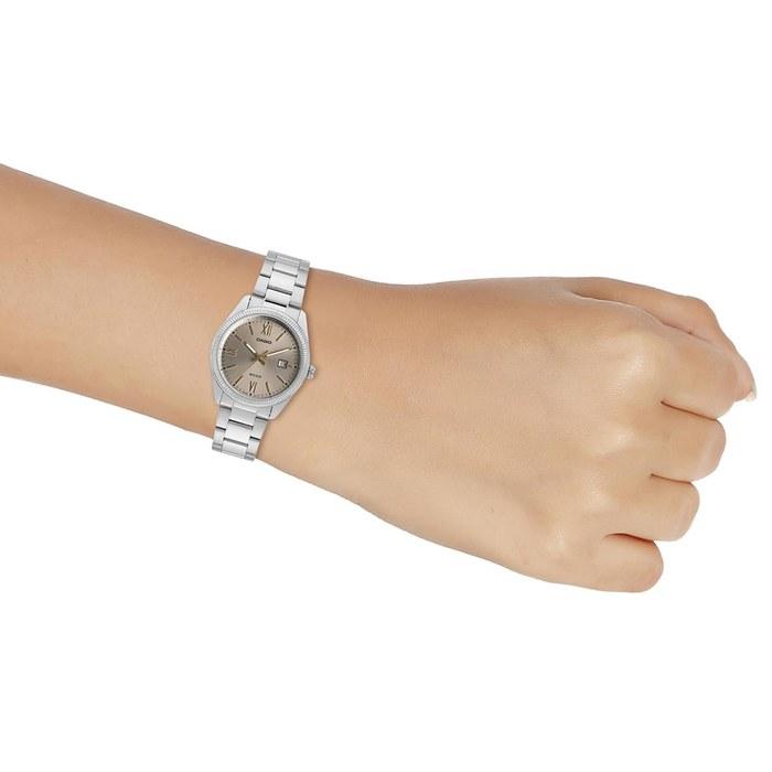 Casio Standard Analog Watch: Beige MTP-1302DD-9AVDF, Beige, Modern