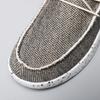 2024 Nya Herrskor Mode Canvas Herr Casual Skor Lätt Mjuk Sula Slip on Loafers Andningsbara Herr Vulkaniserade Skor Plus Storlek 48