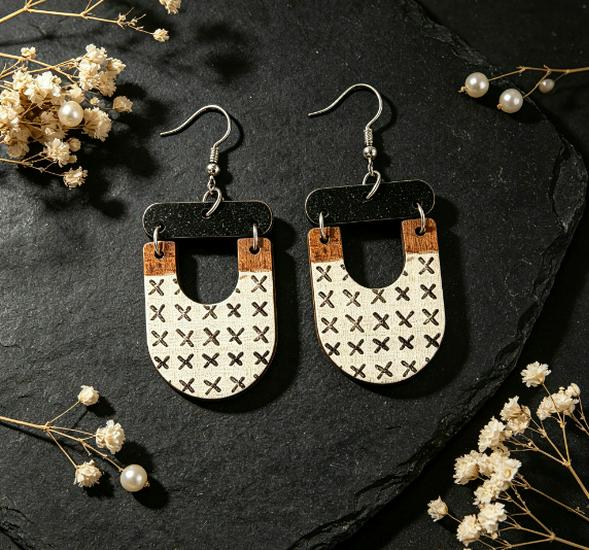 Retro Floral Bohemian Wood Earrings: Tree Leaf & Large Flower Design