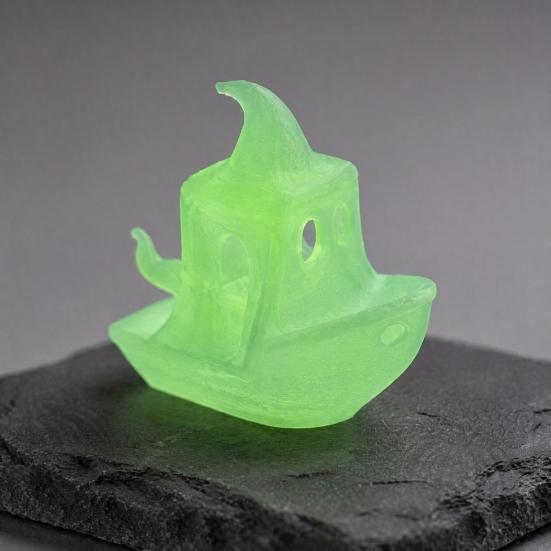 Atmospheric Holiday Props 3D Printed Halloween Boat Figurine, Spooky Ghost Pumpkin Home Accents Ship Statue for Party Tabletop Decor Festive