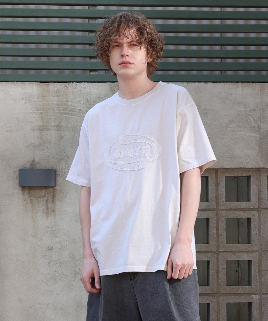 GHOST REPUBLIC Applique Embroidery Pigment Short Sleeve T-Shirt Gt-373