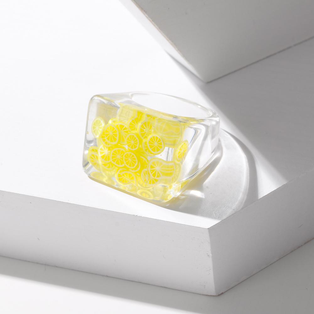 Evropská a americká módní bižuterie Bohemian Transparent Resin Fruit Square Ring Dámský akrylový prsten